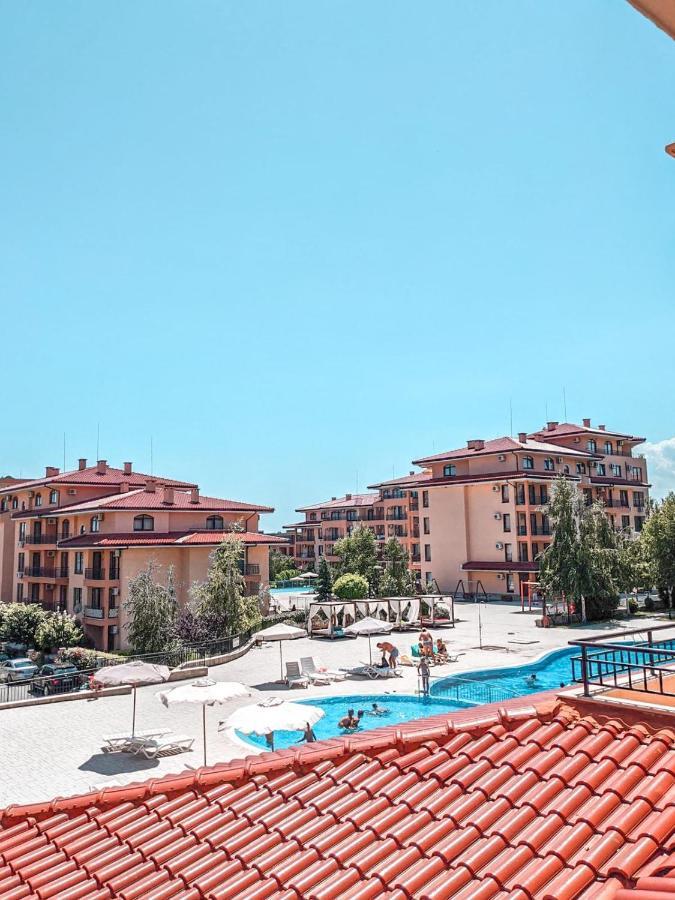 Sunny Star Dreams Condo W Prime Location, Pool, Sea View Szveti Vlasz Kültér fotó