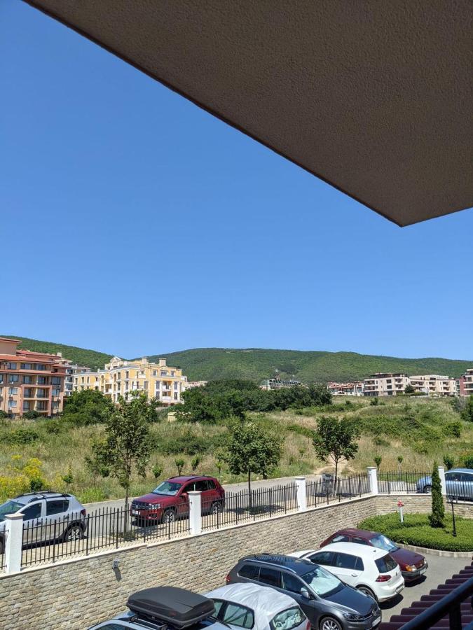 Sunny Star Dreams Condo W Prime Location, Pool, Sea View Szveti Vlasz Kültér fotó