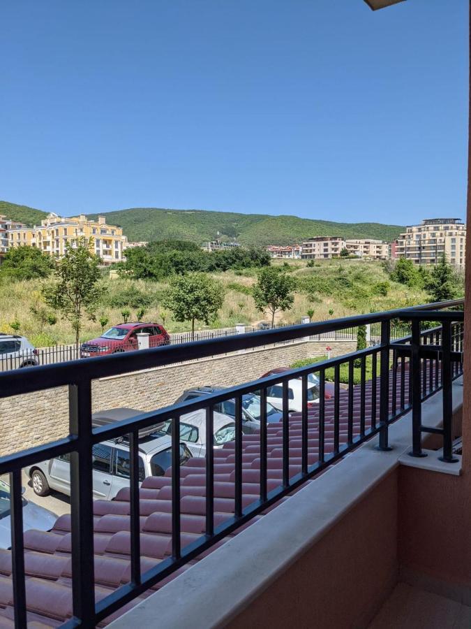 Sunny Star Dreams Condo W Prime Location, Pool, Sea View Szveti Vlasz Kültér fotó